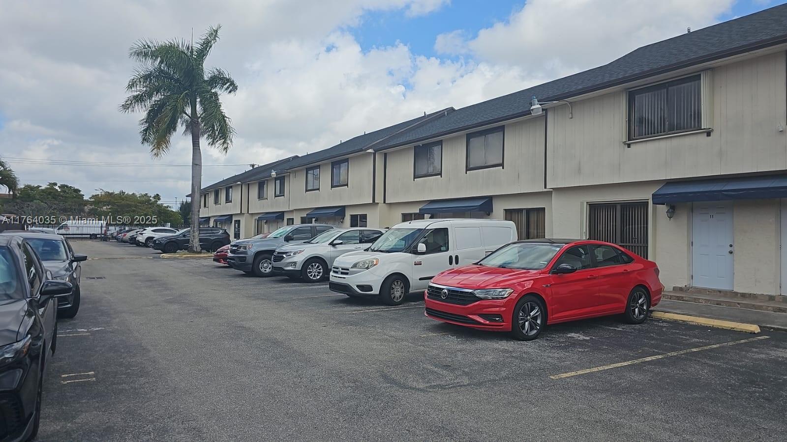 8430 NW 8th St # A11, Miami FL 33126