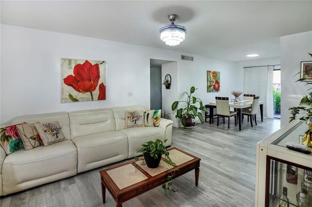 1920 E EDGEWOOD DRIVE UNIT C5, LAKELAND, FL — photo 2 of 30