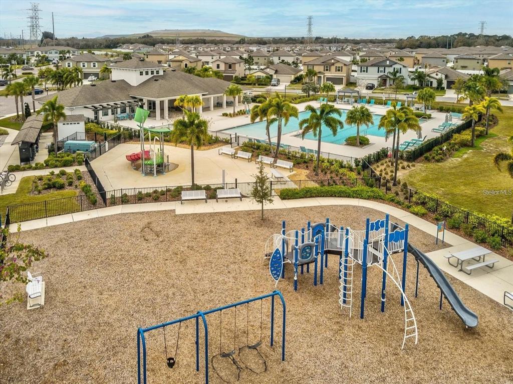 7222 RONNIE GARDEN COURT, TAMPA, FL — photo 4 of 28
