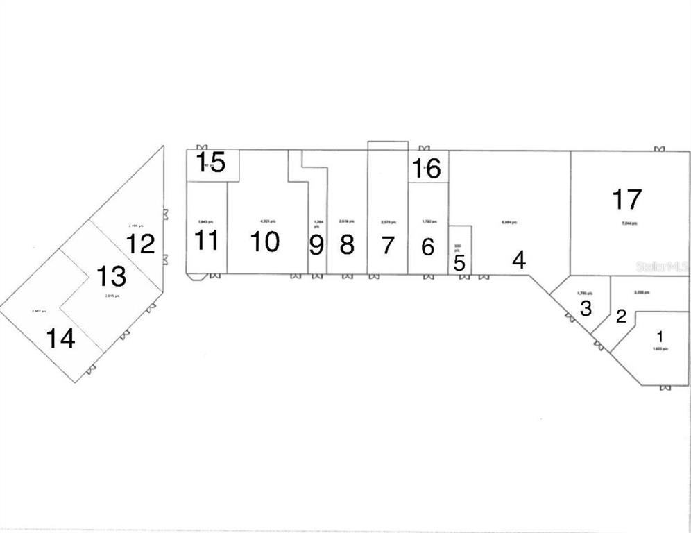 This is a floor plan showing the layout of seventeen numbered commercial or residential units — 1 BOULEVARD DE PALMAS, CATANO, PR