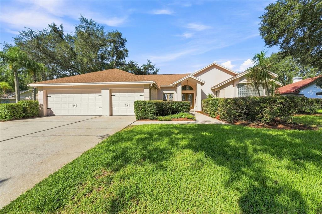 15923 ELLSWORTH DRIVE, TAMPA, FL — photo 4 of 30