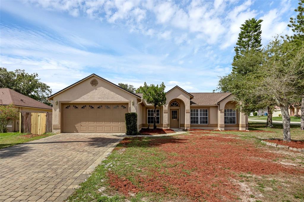 203 HERONWOOD CIRCLE
