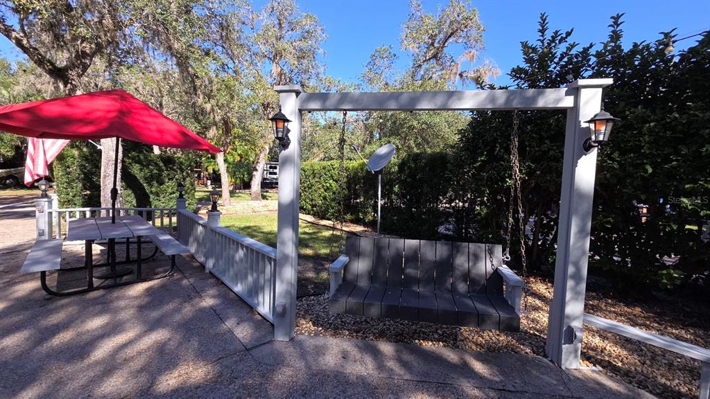 376 BEAR TRAIL, RIVER RANCH, FL — photo 5 of 30