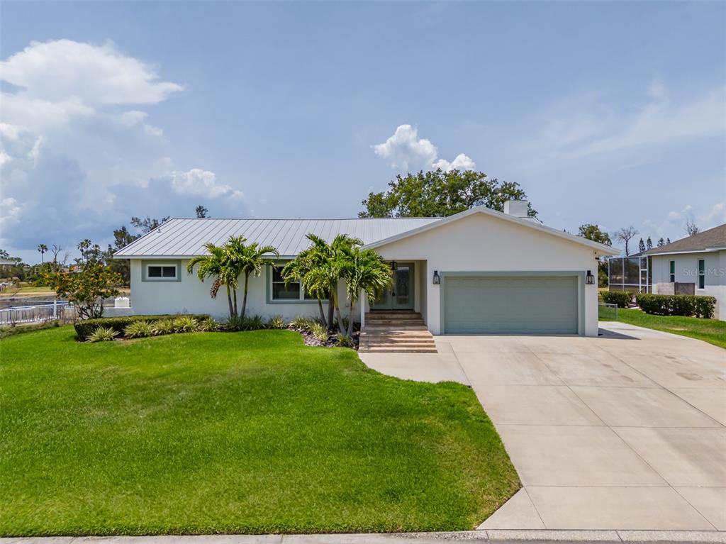 817 EAGLE LANE