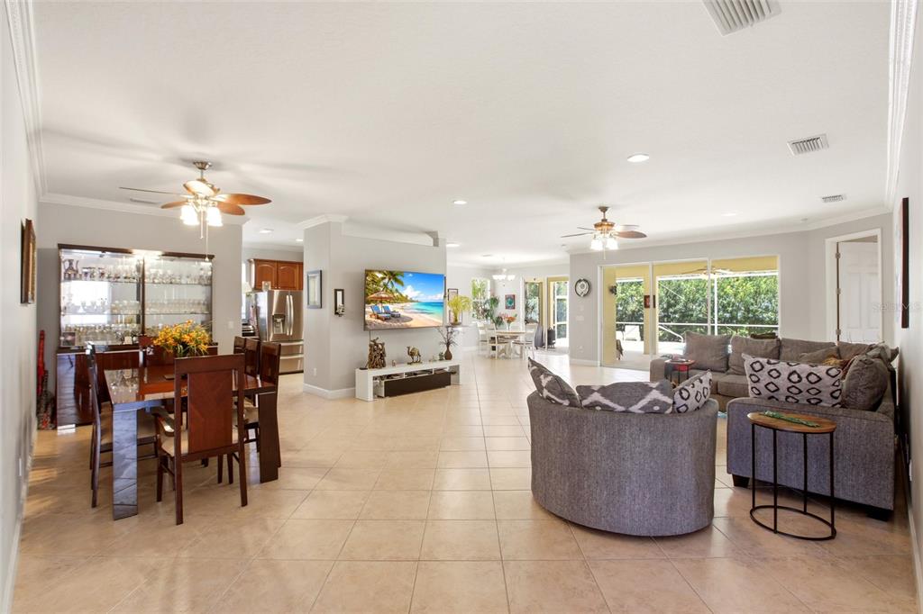 7131 67TH TER E, BRADENTON, FL — photo 3 of 30