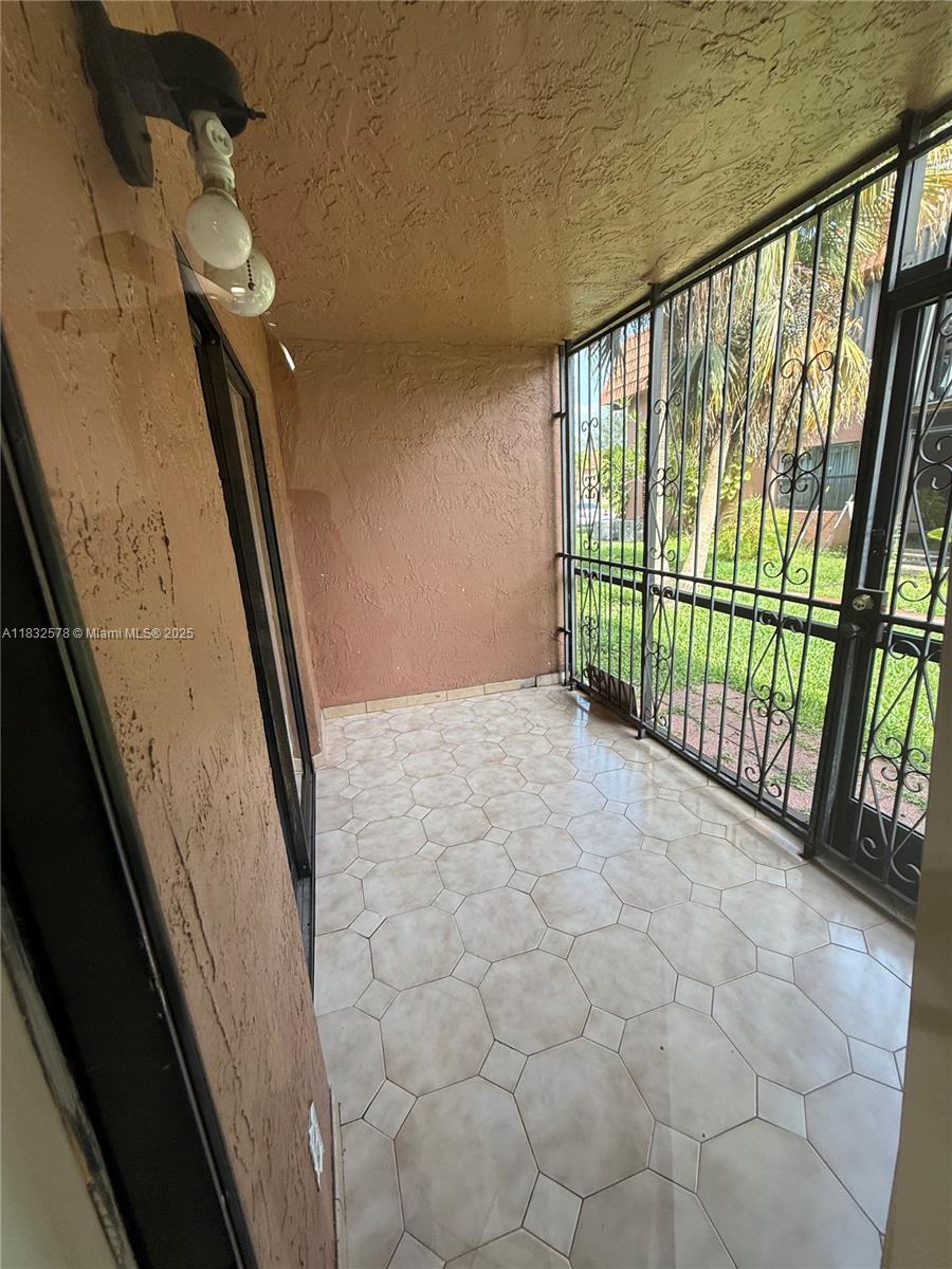 6515 W 27th Ct # 12, Hialeah FL 33016