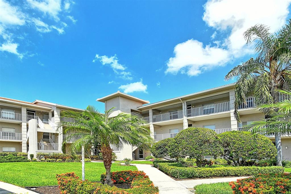 9610 CLUB SOUTH CIRCLE UNIT 4302
