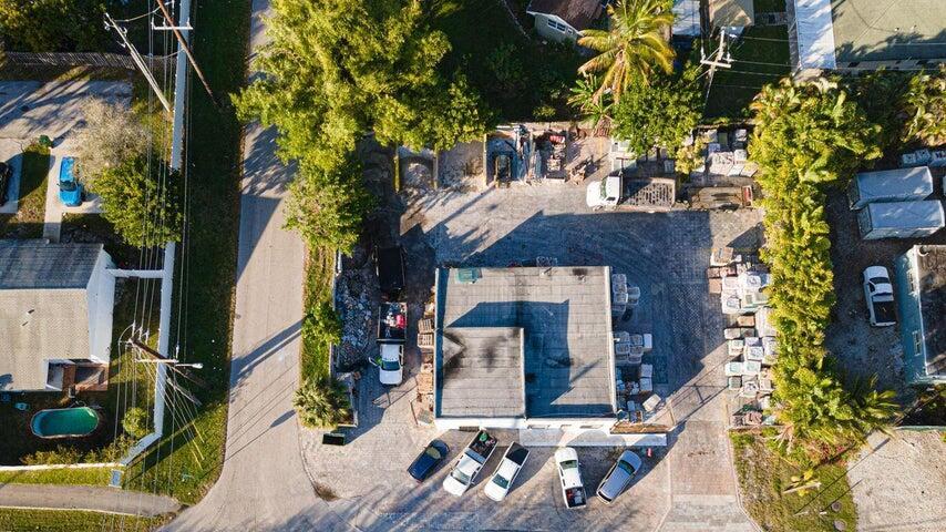 3109 2nd Avenue N, Palm Springs FL 33461
