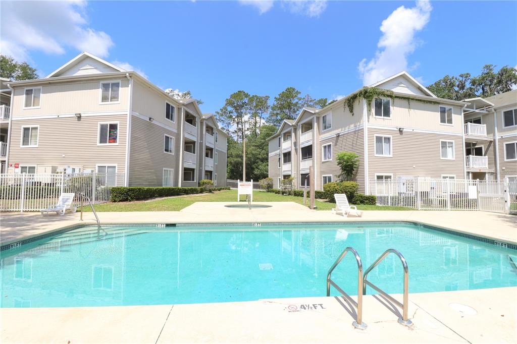4000 SW 23RD STREET UNIT 3-302 Room B/2