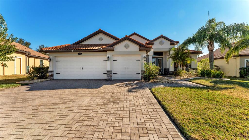 3939 SUNSET LAKE DRIVE