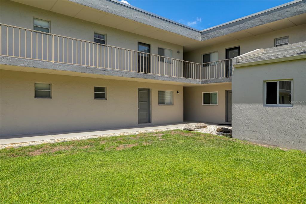 3001 THRUSH DRIVE UNIT 120