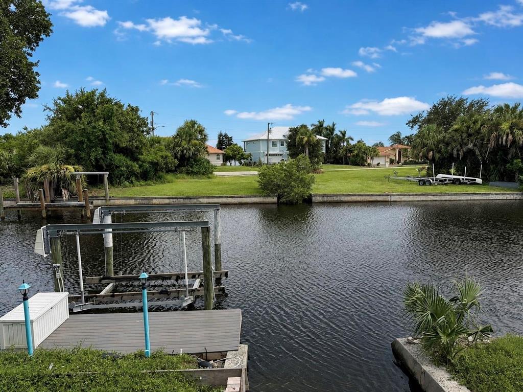 155 DANFORTH DR, PUNTA GORDA, FL — photo 3 of 6