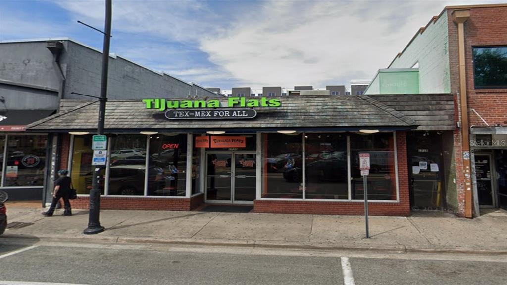 1720 W UNIVERSITY AVENUE