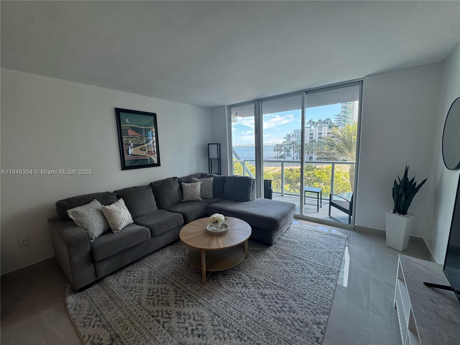 1155 Brickell Bay Dr # 307, Miami FL 33131