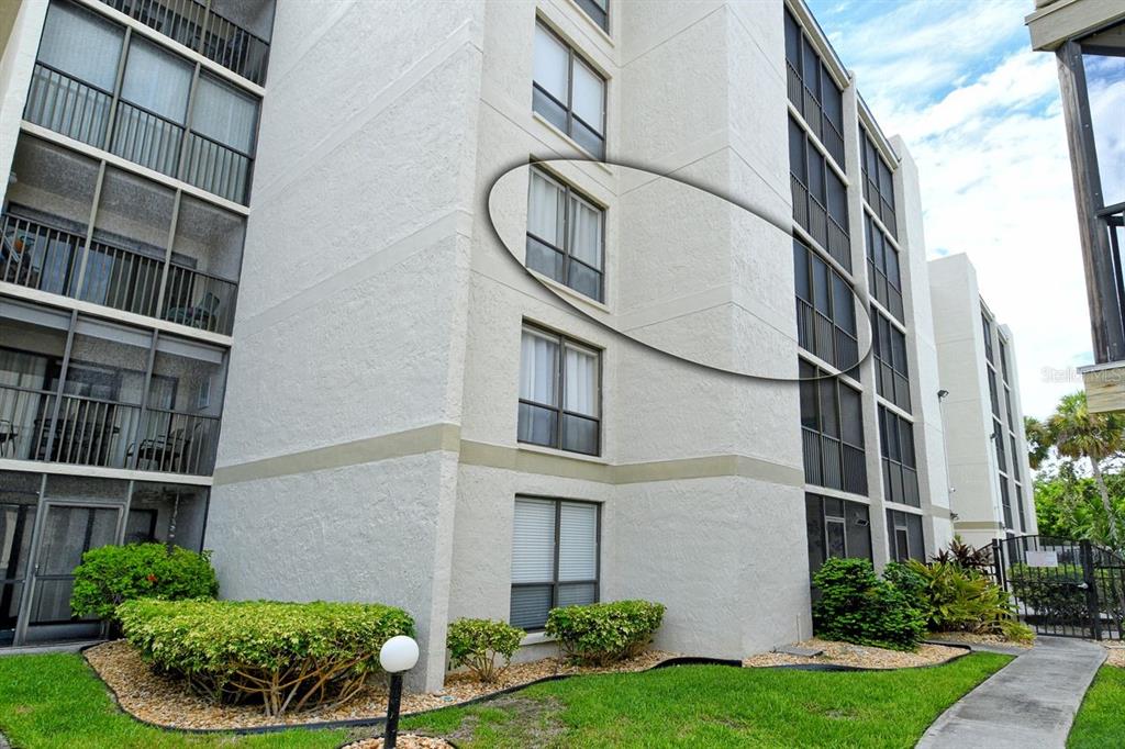 6157 MIDNIGHT PASS ROAD UNIT E63, SARASOTA, FL — photo 2 of 30