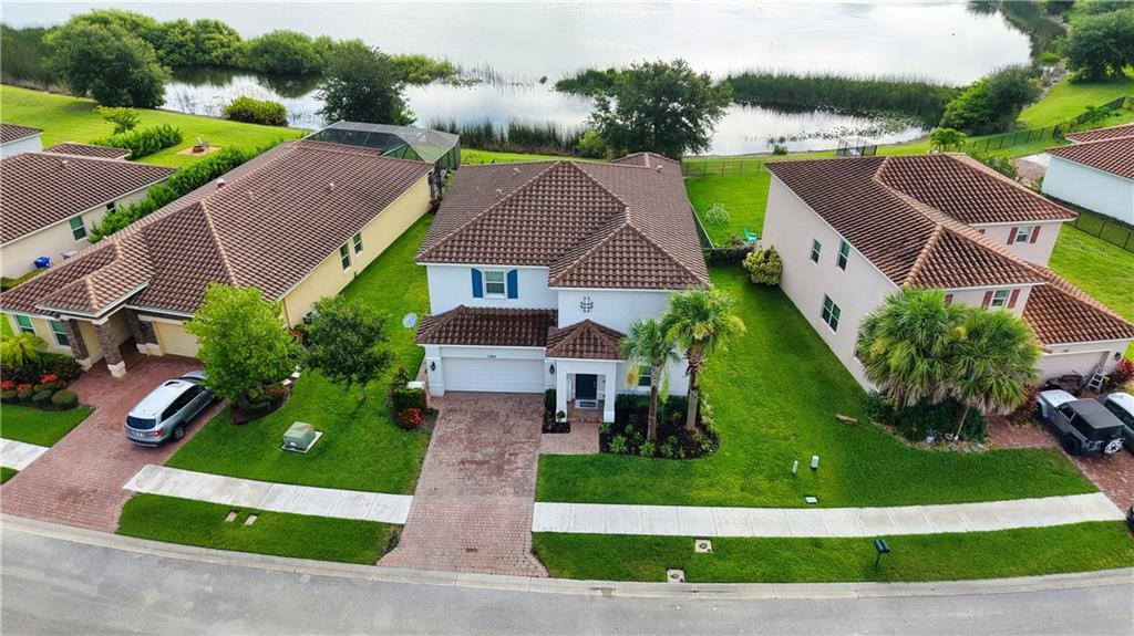VERO BEACH, FL — photo 2 of 30