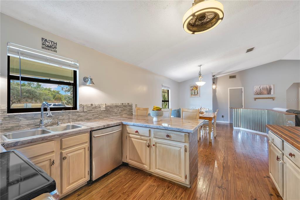 151 PINE STREET, BABSON PARK, FL — photo 3 of 30
