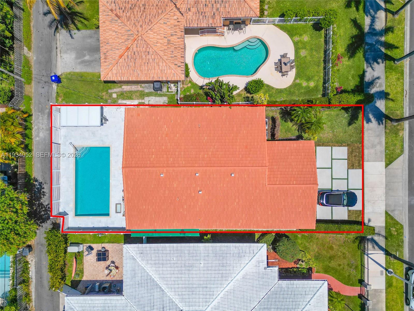 1045 Hollywood Blvd, Hollywood FL 33019