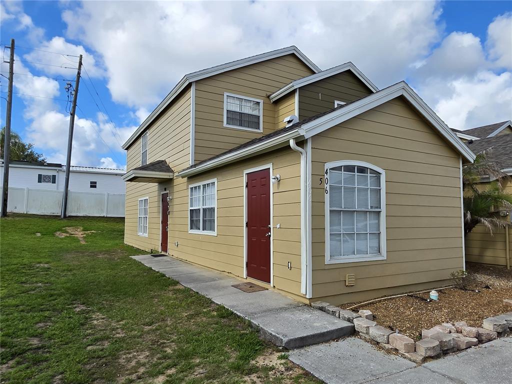 406 WASHINGTON PALM LOOP