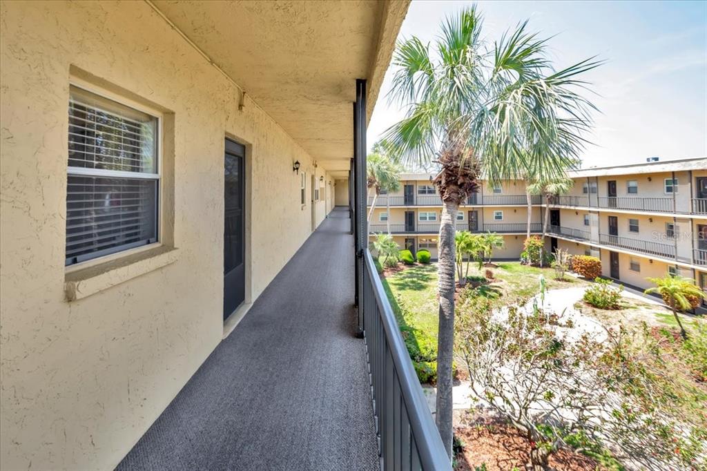 11485 OAKHURST ROAD UNIT 200-321, LARGO, FL — photo 2 of 28