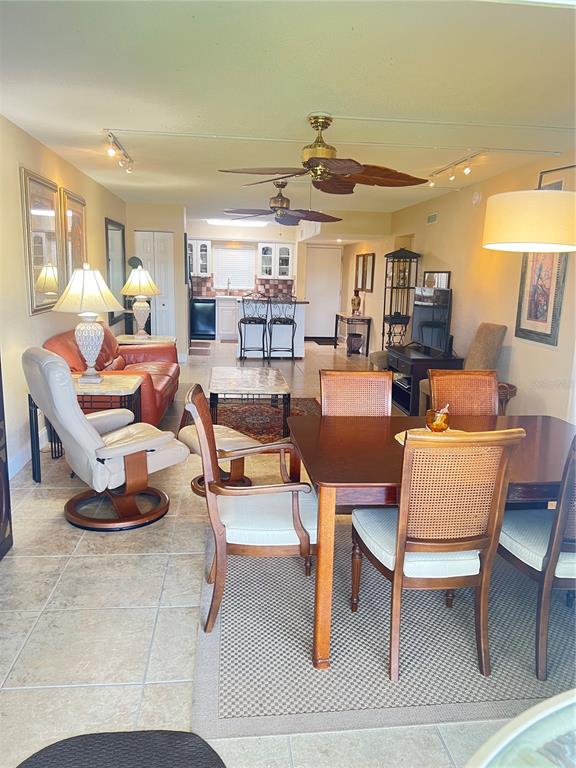 3789 46TH AVENUE S UNIT 202, ST PETERSBURG, FL — photo 4 of 30