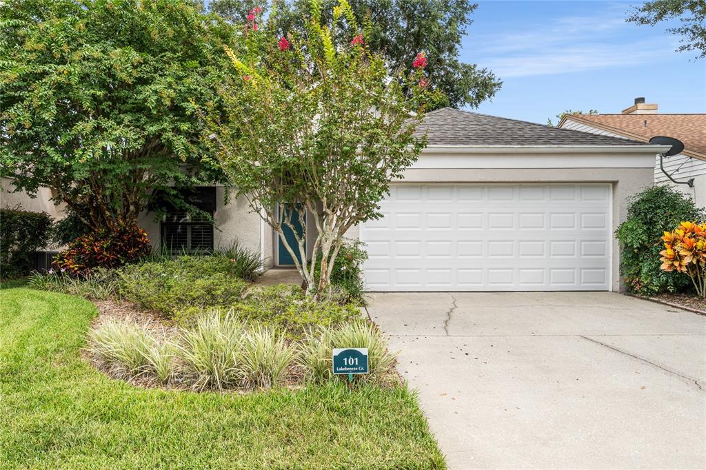 101 LAKEBREEZE CIRCLE