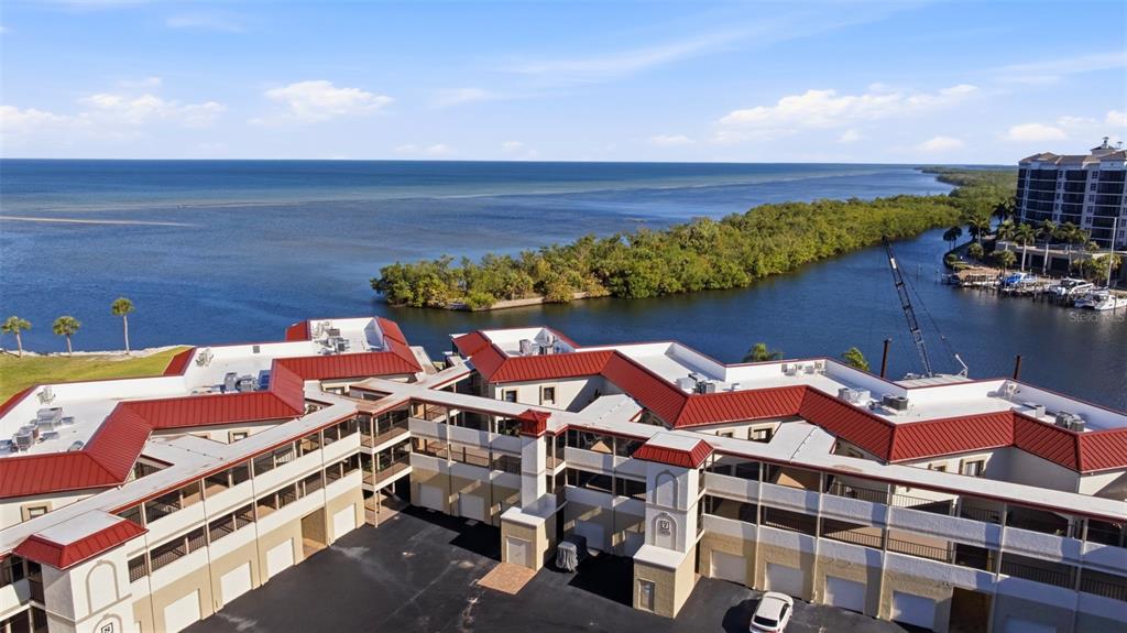 3270 SOUTHSHORE DRIVE UNIT 72A
