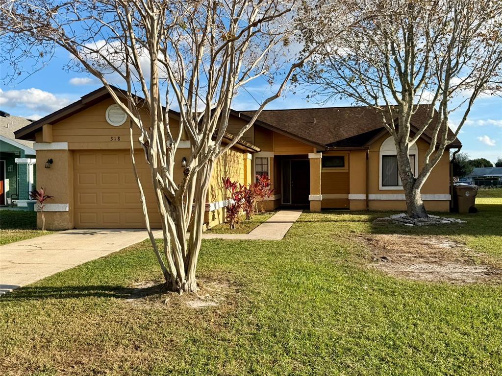 318 PLUMWOOD CIRCLE