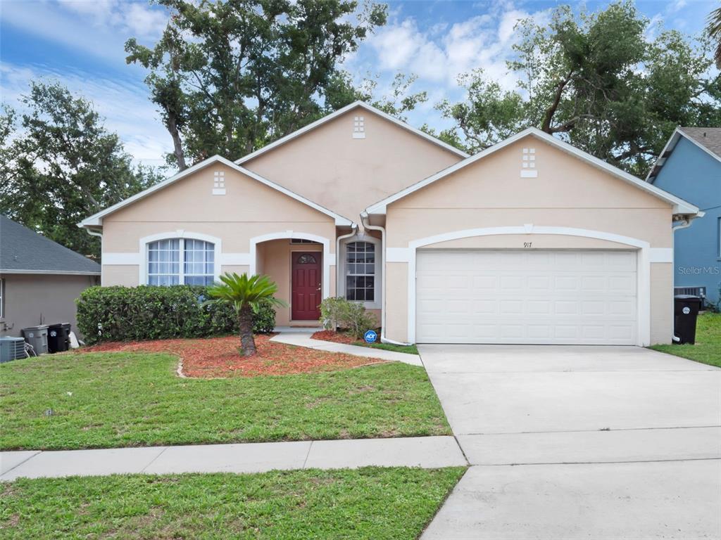 917 DEKLEVA DRIVE