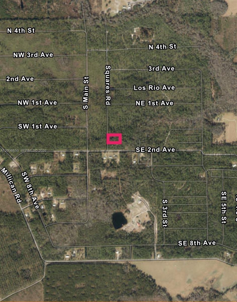 This is an aerial map showing a highlighted property lot within a grid of streets — No situs Squares Rd, Palatka FL 32177, PALATKA, FL