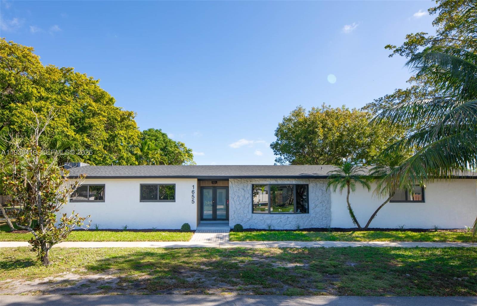 1655 N 50th Ave, Hollywood FL 33021