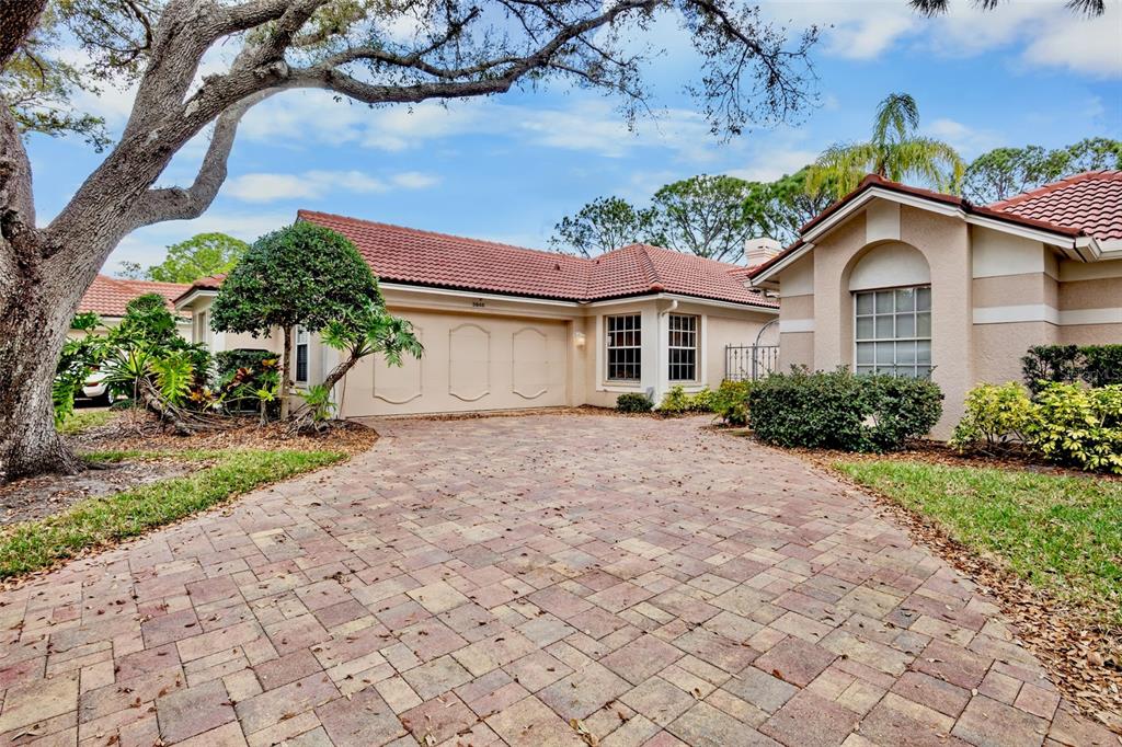 3846 LYNDHURST COURT