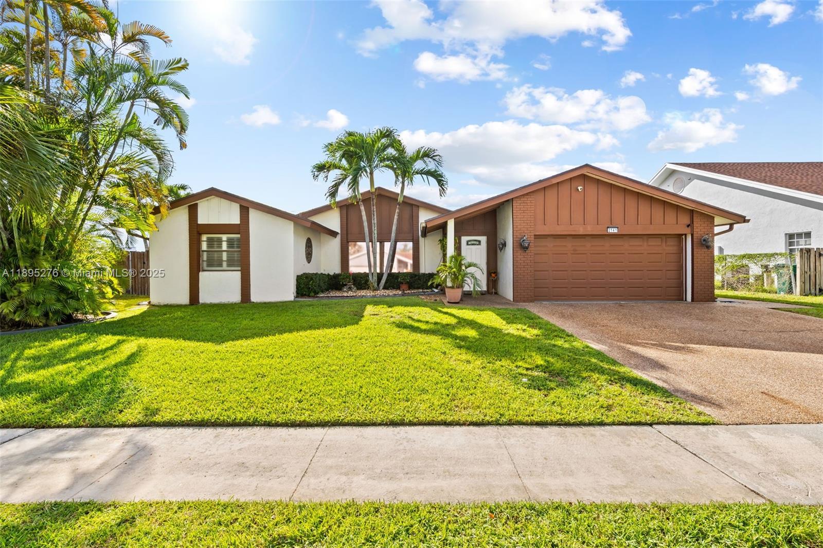 2141 NW 70th Lane, Margate FL 33063