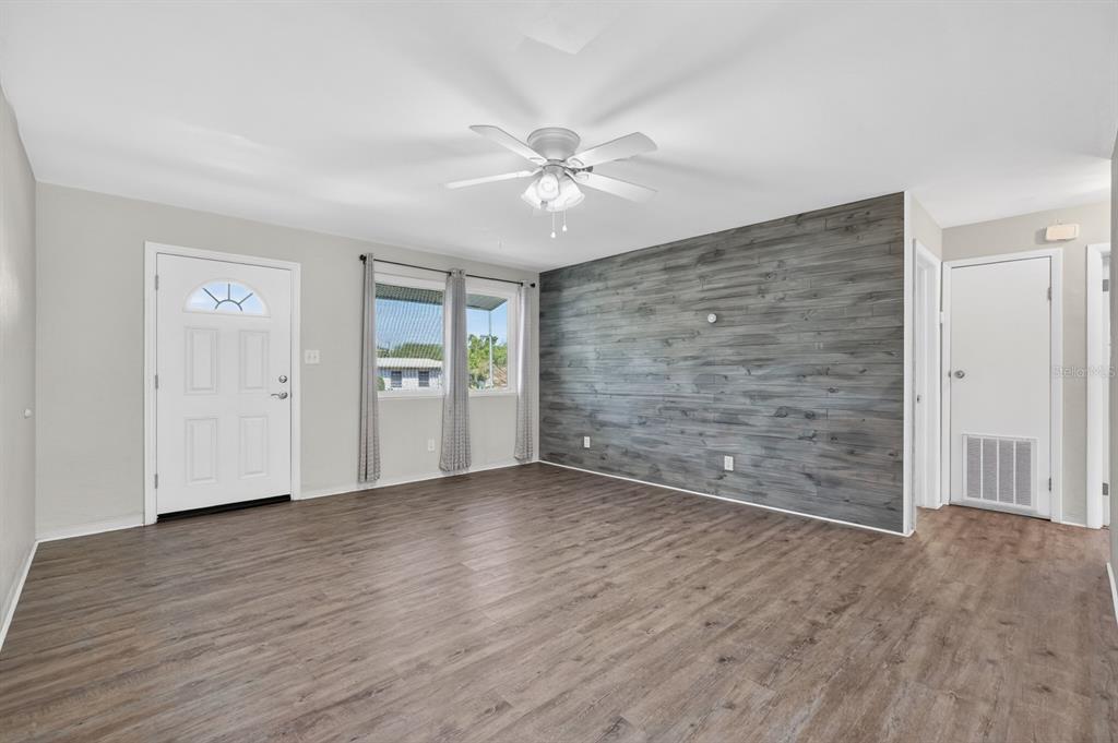 353 CHARDON ROAD, ORMOND BEACH, FL — photo 4 of 30