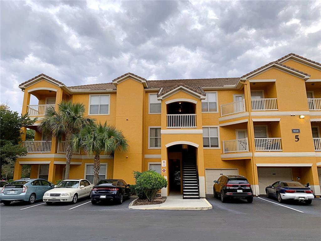 8848 VILLA VIEW CIRCLE UNIT 203