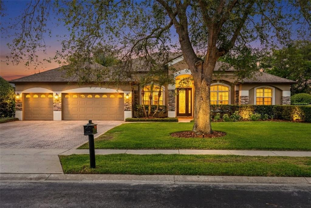 1113 CITRUS OAKS RUN