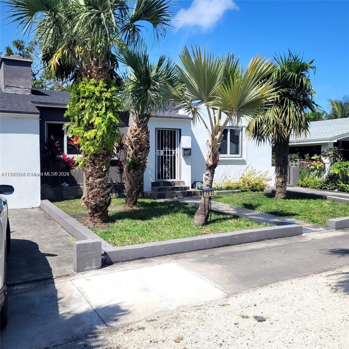 753 NE 81st St, Miami FL 33138