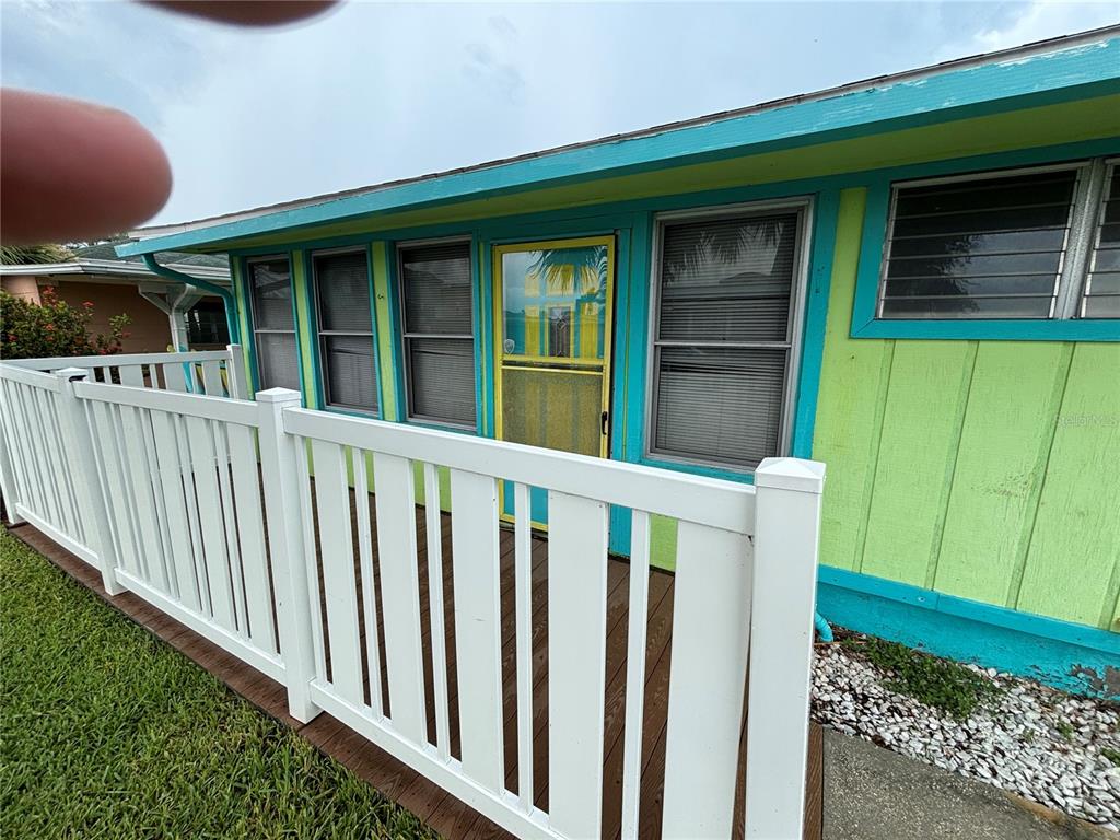 18006 4TH STREET E, REDINGTON SHORES, FL — photo 3 of 30