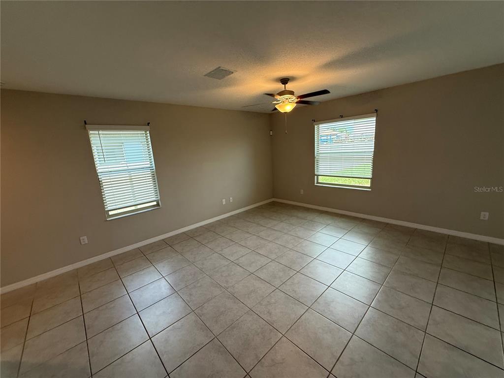 4540 ETERNAL PRINCE DRIVE, SUN CITY CENTER, FL — photo 2 of 17