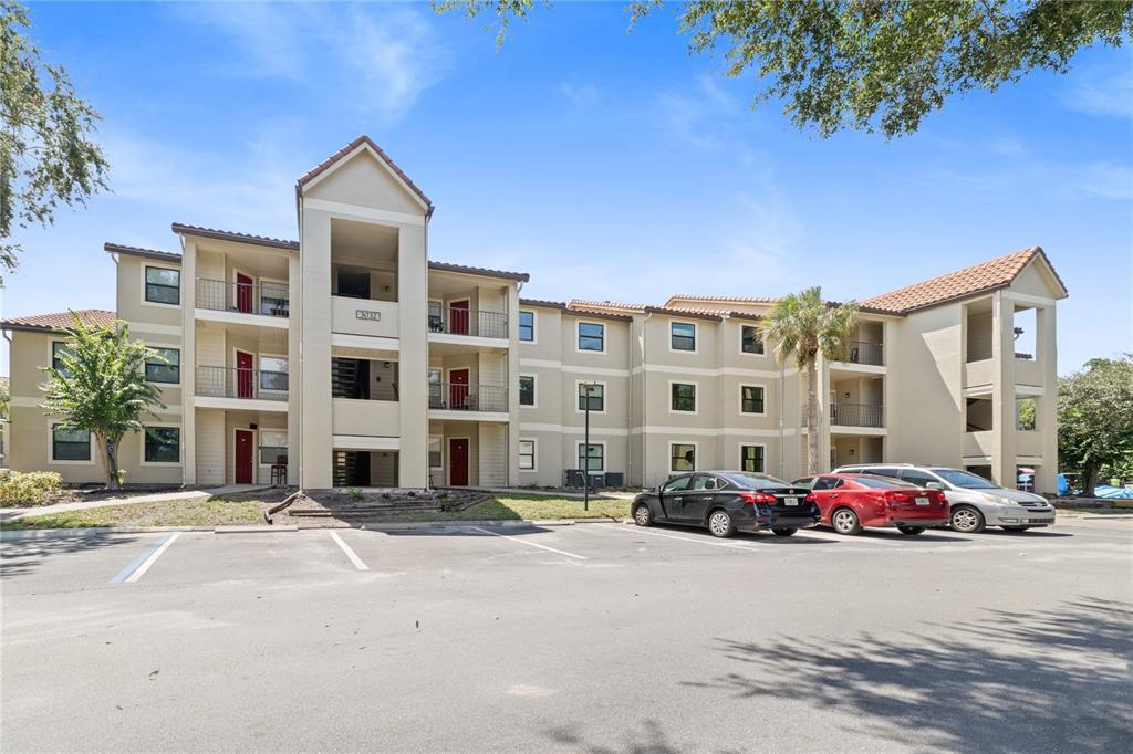 3032 PARKWAY BOULEVARD UNIT 208