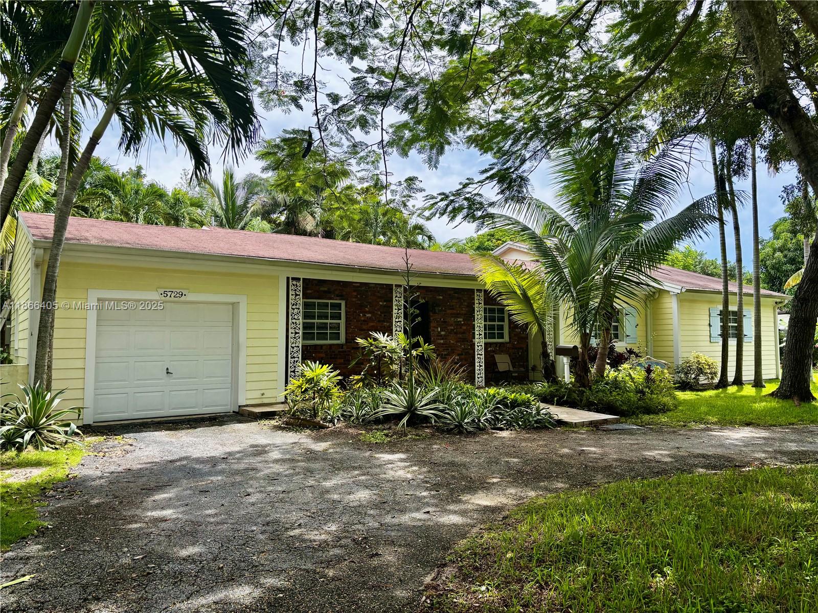 5729 SW 60th Ave, South Miami FL 33143