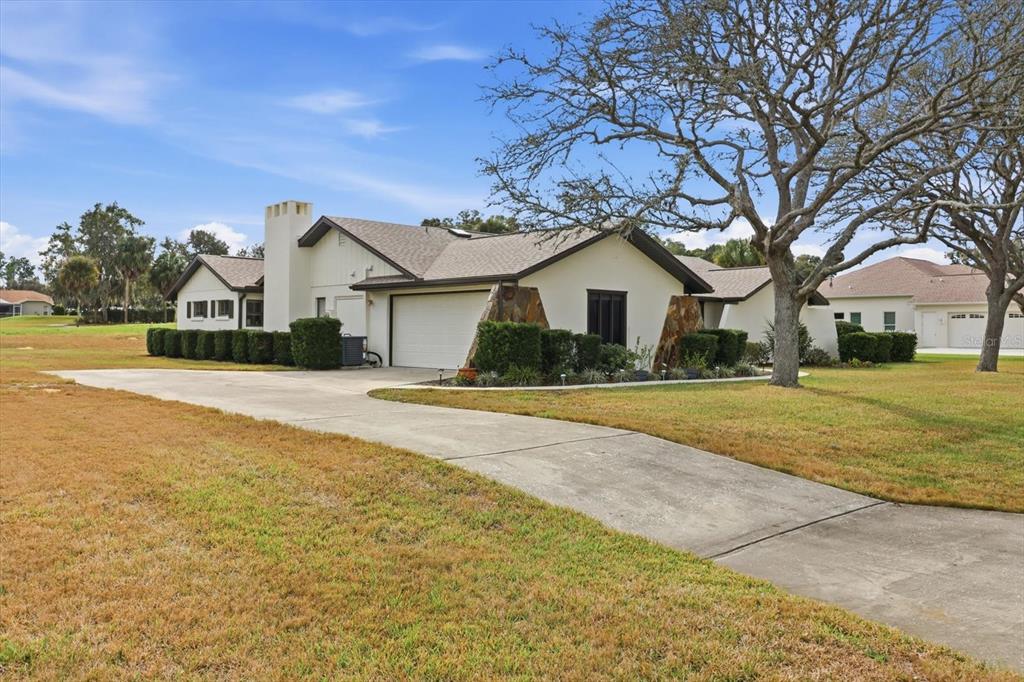 560 E FALCONRY COURT, HERNANDO, FL — photo 2 of 30