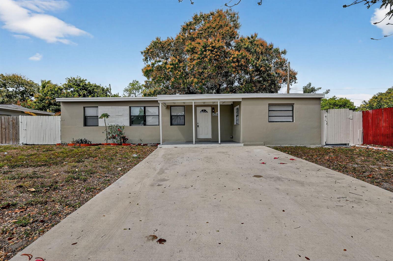 3600 SW 46th Avenue, West Park FL 33023