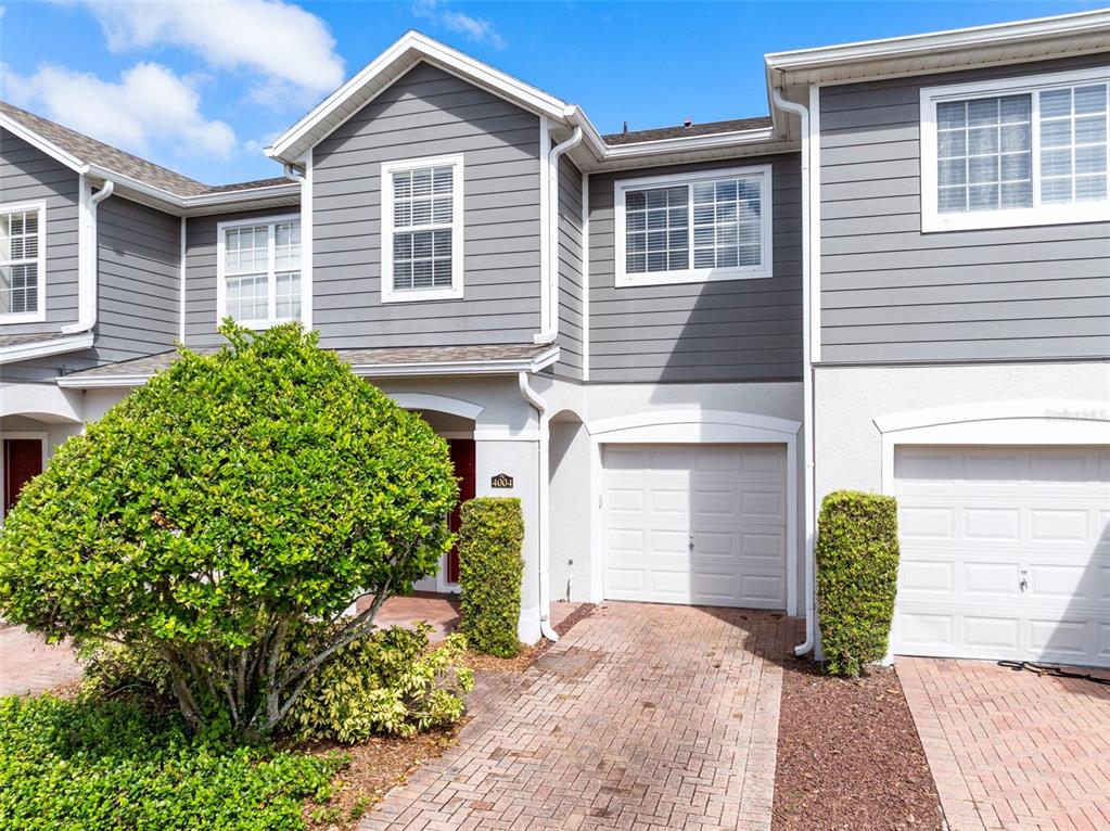 4004 GARDEN OAK COURT