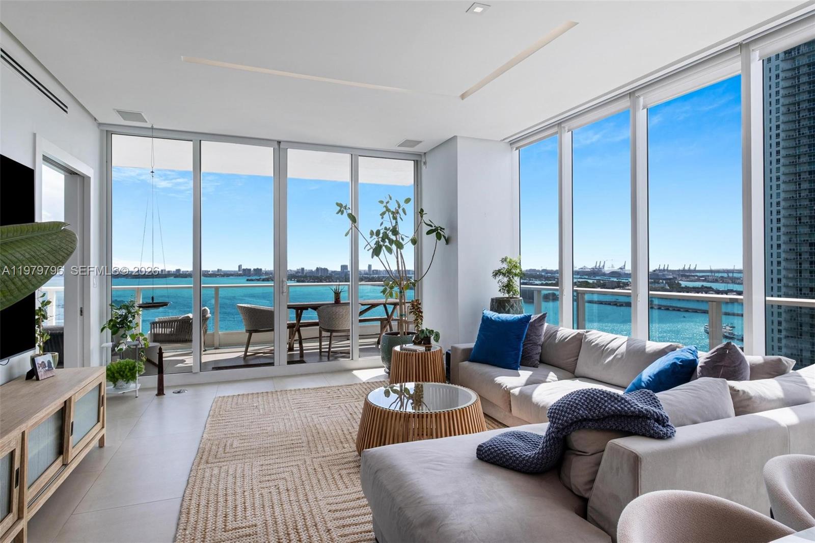 2020 N Bayshore Dr # 2510, Miami FL 33137