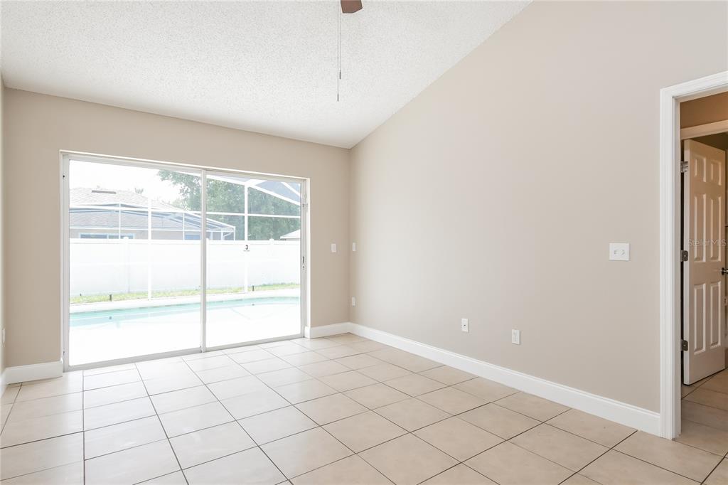 348 WALPOLE LOOP, DAVENPORT, FL — photo 4 of 15