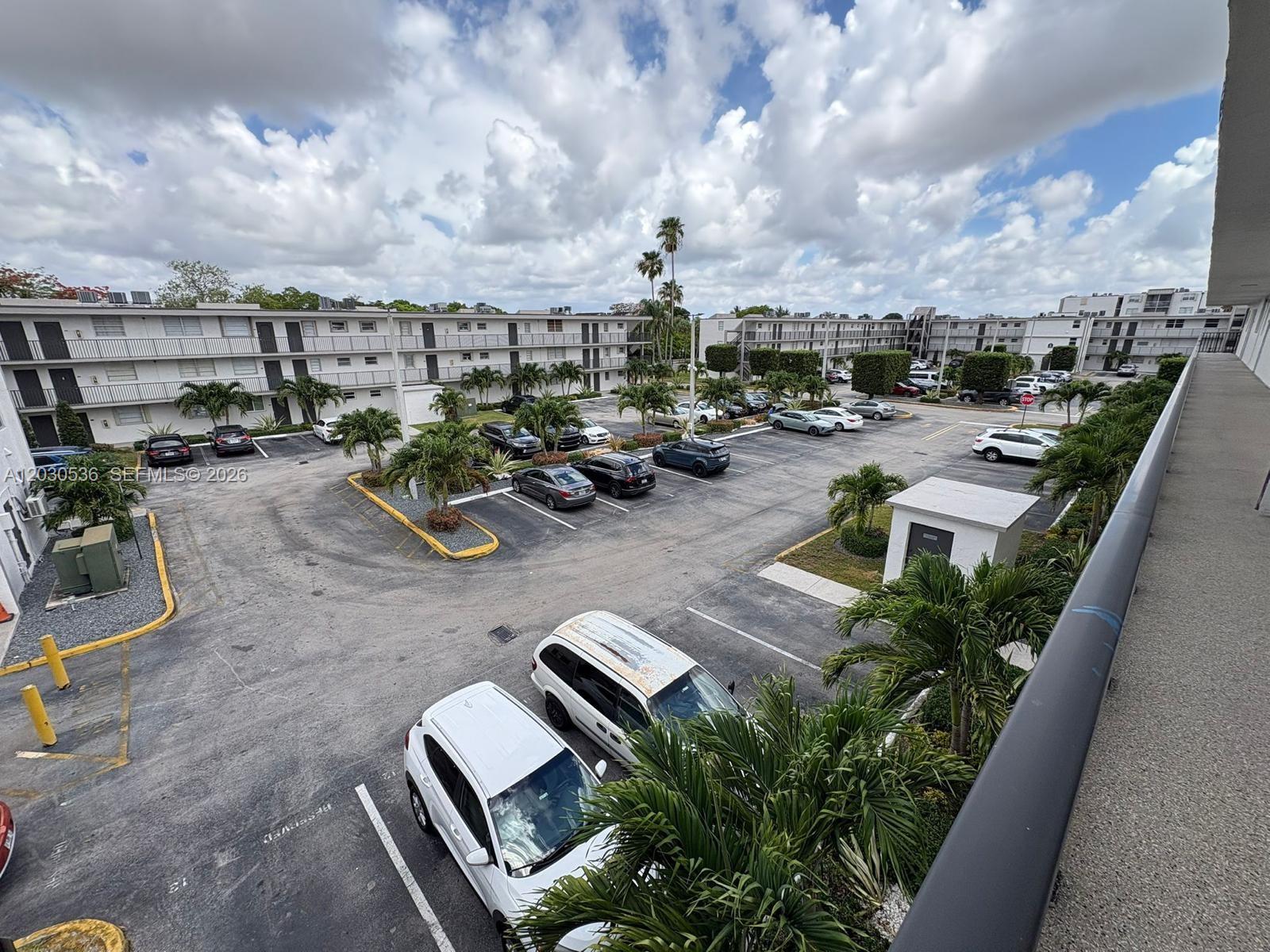 14185 SW 87th St # 304, Miami FL 33183