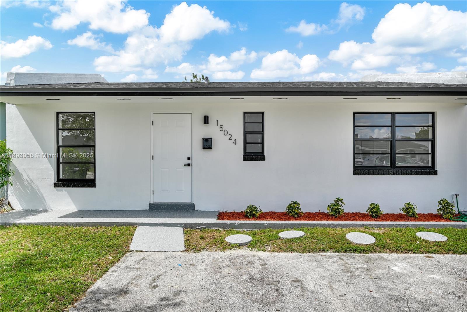 15024 SW 113th Ct, Miami FL 33176