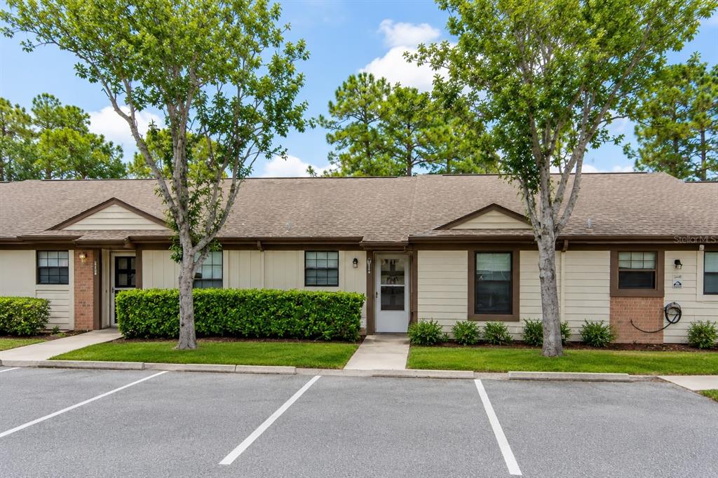 1126 FAIRVILLA DRIVE UNIT 1126