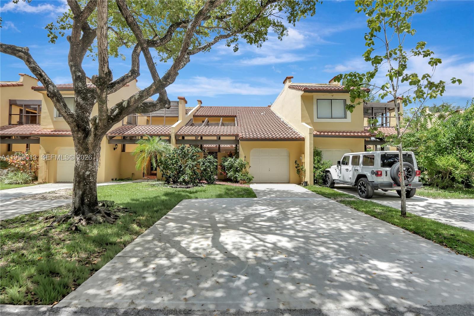 9845 Costa Del Sol Blvd # 103, Doral FL 33178